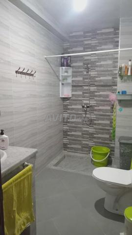 شقة فاخرة للبيع بالطابق الثاني - 2