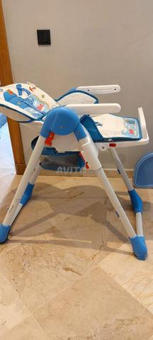 Chaise haute bébé – réglable & pliable - 2
