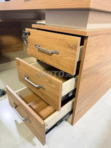 للبيع) مكتب مستورد مميز بلمسة عصرية وجودة عالية)🔥 - 2