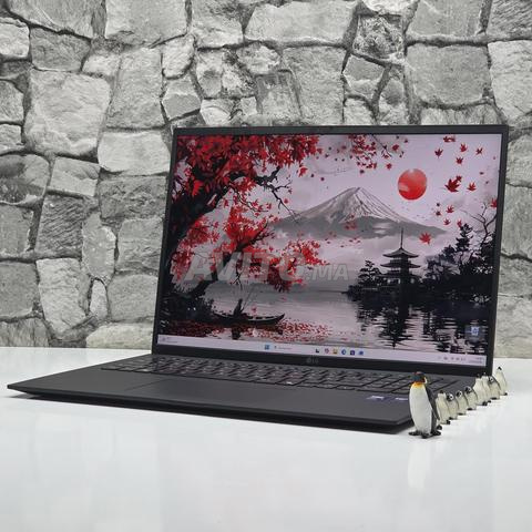 LG Gram 17 / Ultra 7 256V / Intel ARC / Écran 3K
