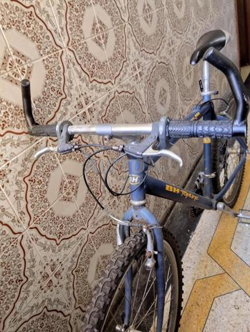 دراجة باللون الأزرق - 2