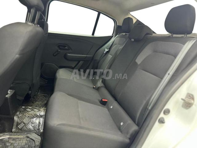 داسيا لوجان ديزل يدوية 2025 بالدار البيضاء - 2