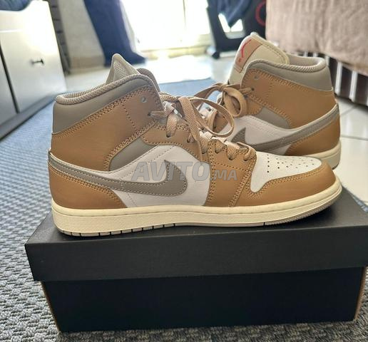 Air Jordan 1 Mid - 2