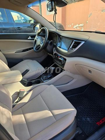 Hyundai Tucson - 2