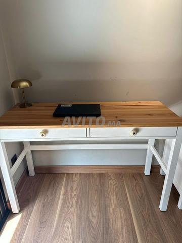 Bureau avec 2 tiroirs - 2