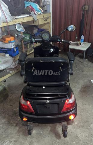 سكوتر كهربائي بثلاث عجلات - 2