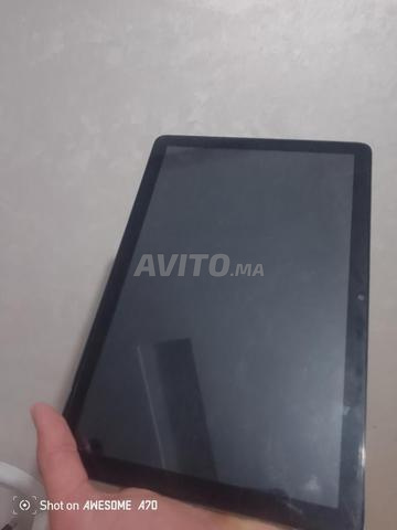 Tablette avec clavier, souris et stylet (négociable) - 2