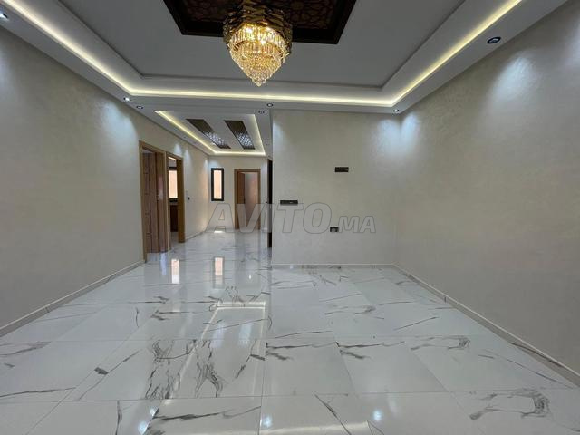 Appartement à louer - image 3