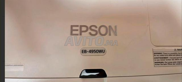 Vidéoprojecteur professionnel Epson  - 2