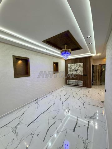 منزل تجاري رائع بمساحة 120 متر مربع في أليانس - 2