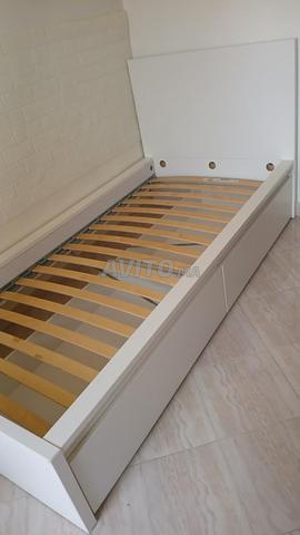 سرير بحالة ممتازة - 2