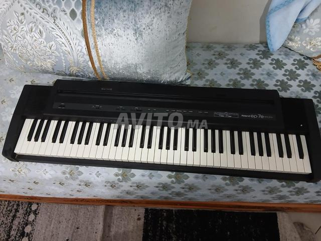 Piano Roland EP7 76 touches