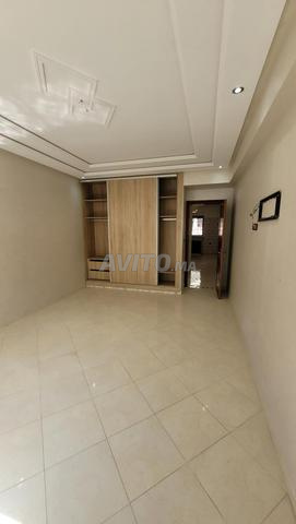 Villa à louer, façade ensoleillée - 2