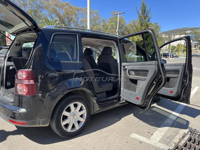 Volkswagen Touran Diesel Manuelle 2010 à Tanger