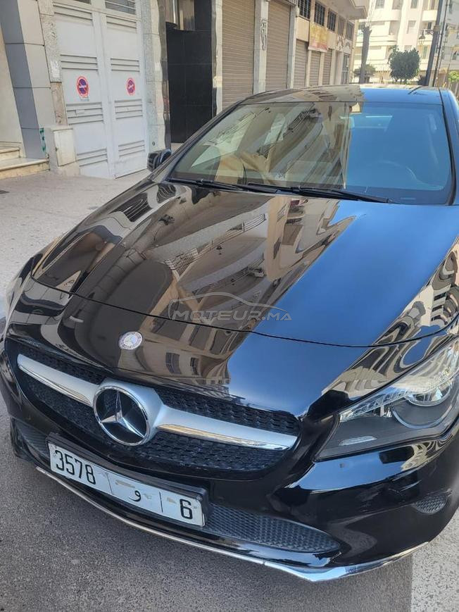 Mercedes-Benz 180 Diesel Automatique 2017 à Fès
