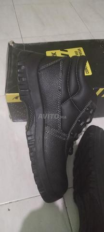 Chaussures homme de première qualité, taille 44 - 2