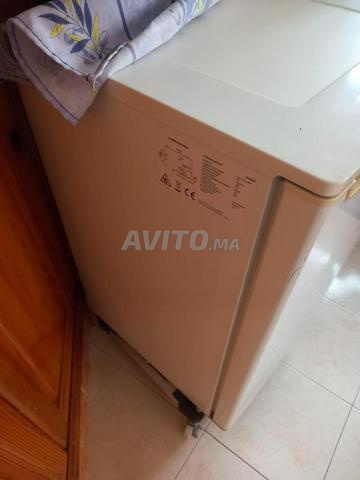 مجمد بأدراج