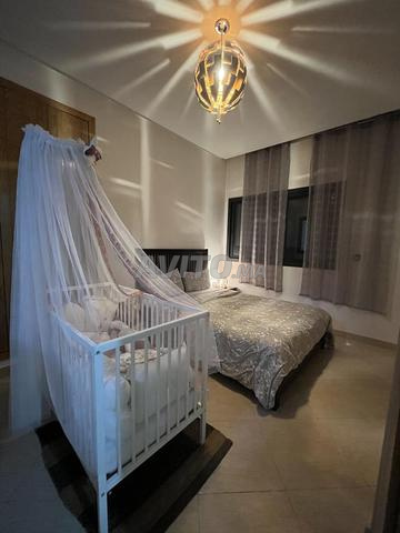 شقة جميلة على بعد 10 دقائق من سي إف سي - 2