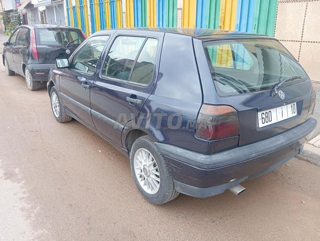 Volkswagen Golf 3 essence - 2