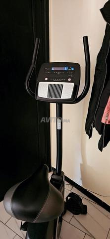 Vélo d’appartement en parfait état - 2