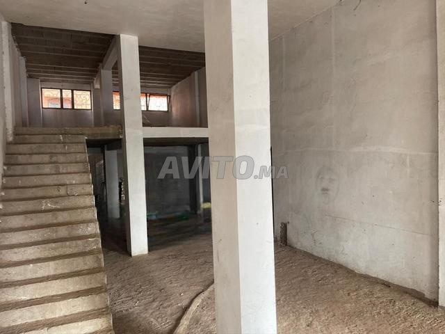 للبيع محل 85/27م² في حي إزديهار، مراكش