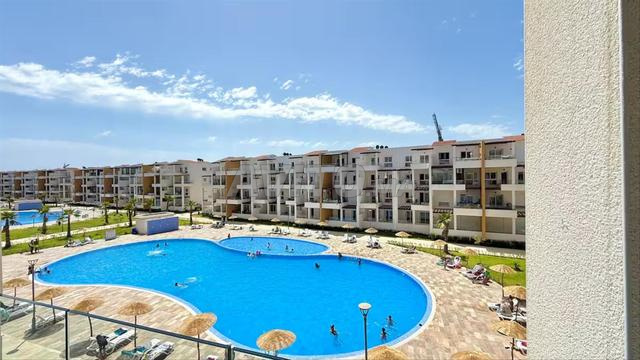 Appartement de luxe à louer avec piscine