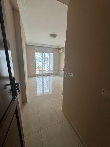 شقة بغرفتي نوم فارغة للإيجار - 2