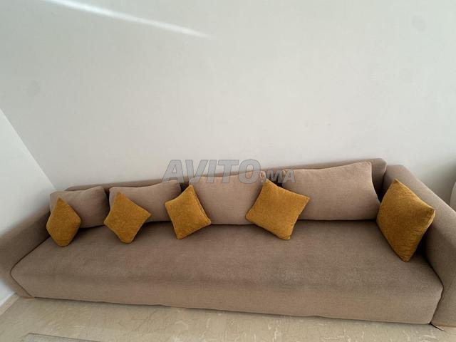 أريكة غرفة معيشة - 2