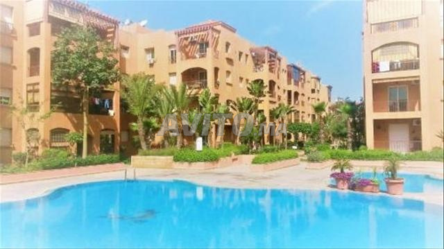 Appartement piscine plage terrain 🎾 ⚽ 🏀🏊🌅