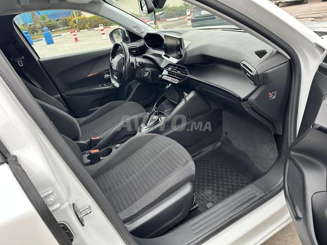 Peugeot 2008 Diesel Automatique 2021 à Agadir - 2