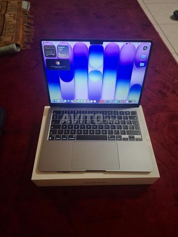 Macbook air M3 2024