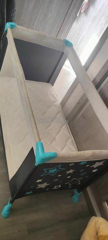 حواجز أطفال بحالة جيدة مع مرتبة - 2