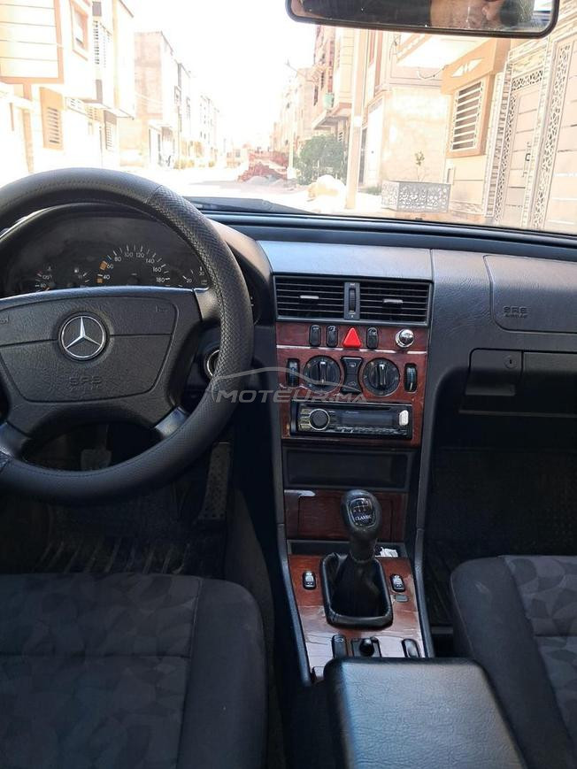 Mercedes benz moudel 1998 diwana 2010