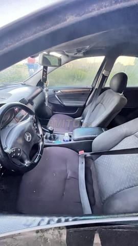 مرسيدس-بنز 220 ديزل يدوية 2004 في الناظور - 2