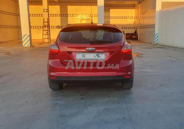 Ford focus titanium 2012 - 2