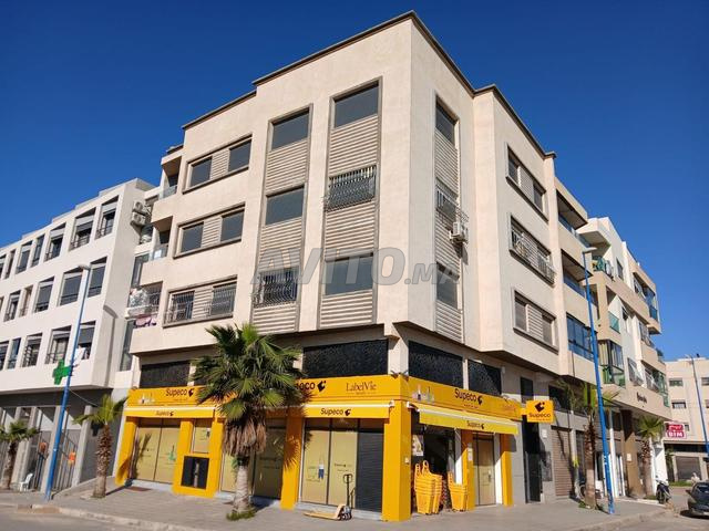 Magasin entre Supeco et BIM