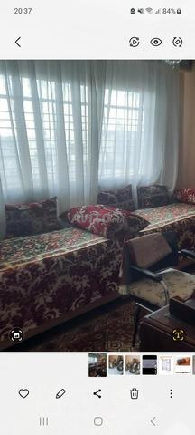 Vente de tapis et coussins vintage