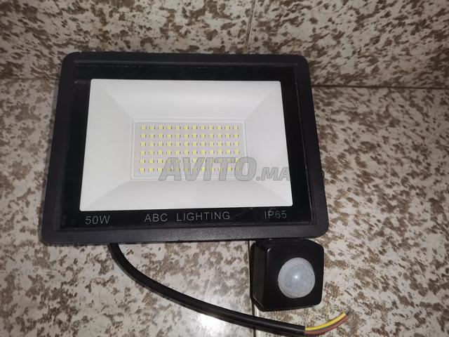 Projecteur LED 50W de haute qualité et économique - 2