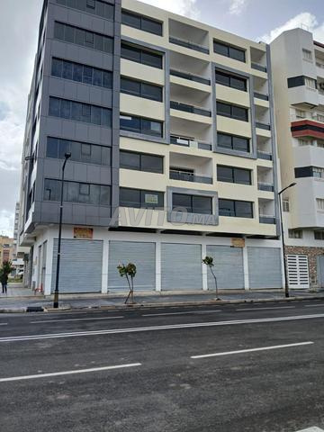 Bureau neuf à louer près du CHU/Cour d'appel 54 m2