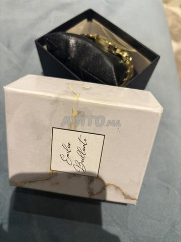 ساعة إميليا لامعة جديدة - 2