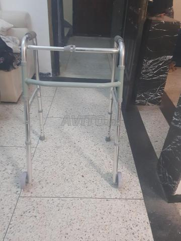 كرسي مساعد للحركة لذوي الاحتياجات الخاصة - 2