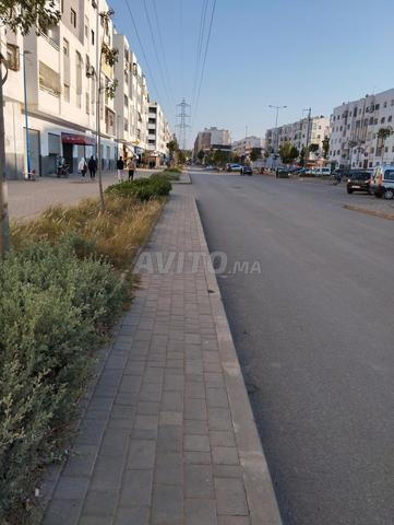 Boutiques commerciales à Dyar Al Andalous