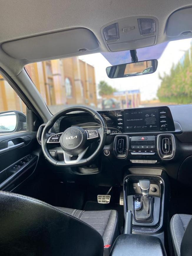 Kia Sonet Essence Automatique 2025 à Casablanca