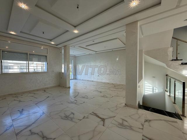 Triplex à louer 200 m² à Sid Laabed-Temara - 2