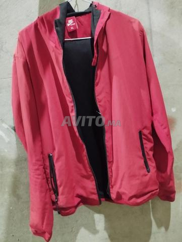 سترة نايكي رجالية حمراء 🔴 مقاس XL - ستايل رياضي