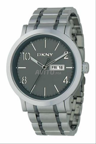 ساعة DKNY