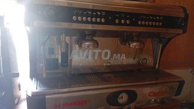 آلة قهوة كهربائية لا تستهلك شيئًا. - 2