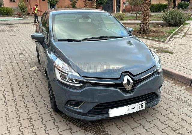 رينو كليو 4 - 2