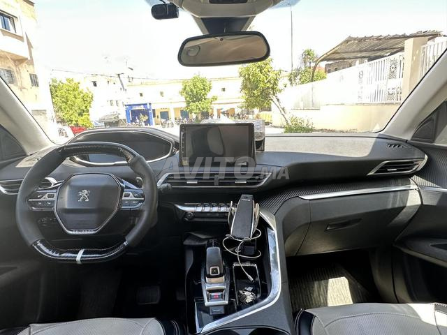 Peugeot 3008 Diesel Automatique 2018 à Fès - 2
