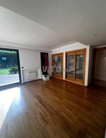 Appartement à louer 260 m² à Bouskoura - 2